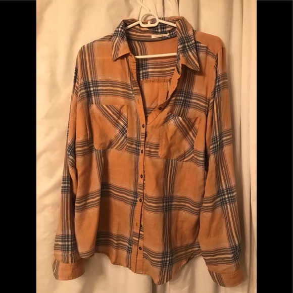 Plaid Blouse - Picture 1 of 2